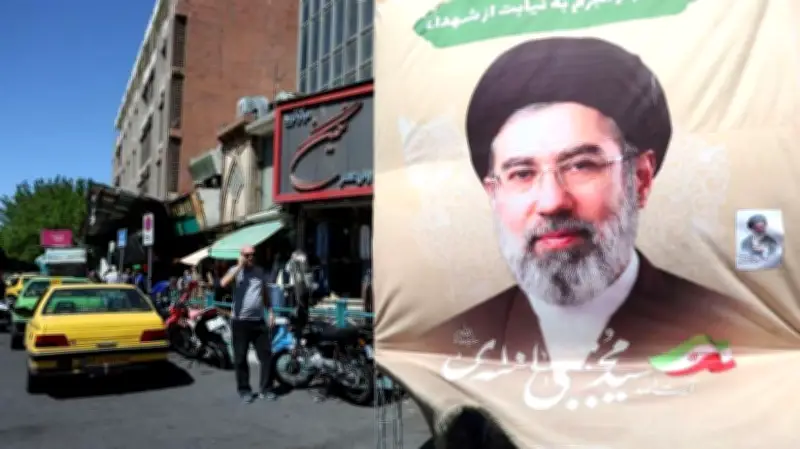 من يتخذ القرار في إيران؟ غموض السلطة بعد خامنئي