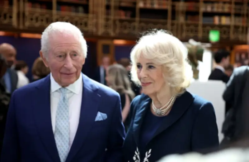 قصر بكنغهام يؤكد استمرار زيارة الملك تشارلز لأمريكا رغم حادث إطلاق النار