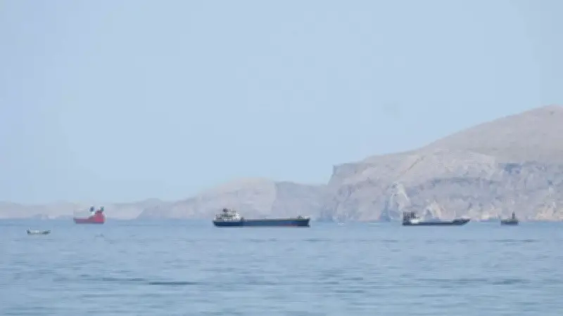 وساطة باكستانية تنقل عرضاً إيرانياً: هرمز مقابل النووي وتوقعات برفض ترمب