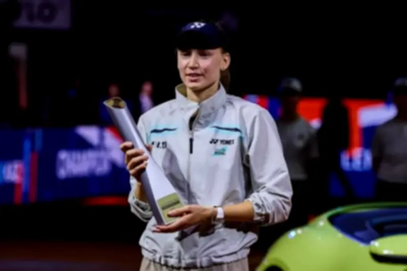 ريباكينا تهاجم تقنية تحديد الخطوط بعد جدل مدريد