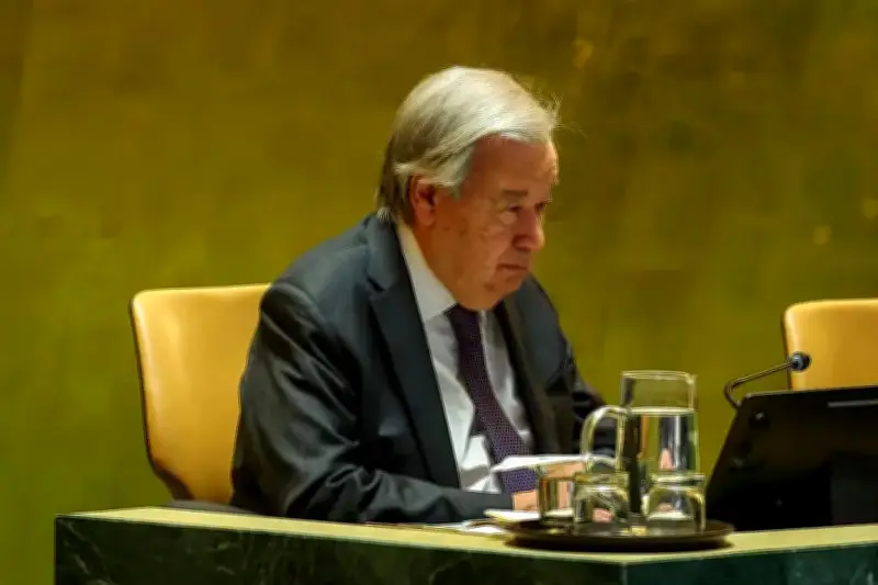 مجلس الأمن يناقش الأمن البحري وغوتيريش يحذر من إغلاق هرمز