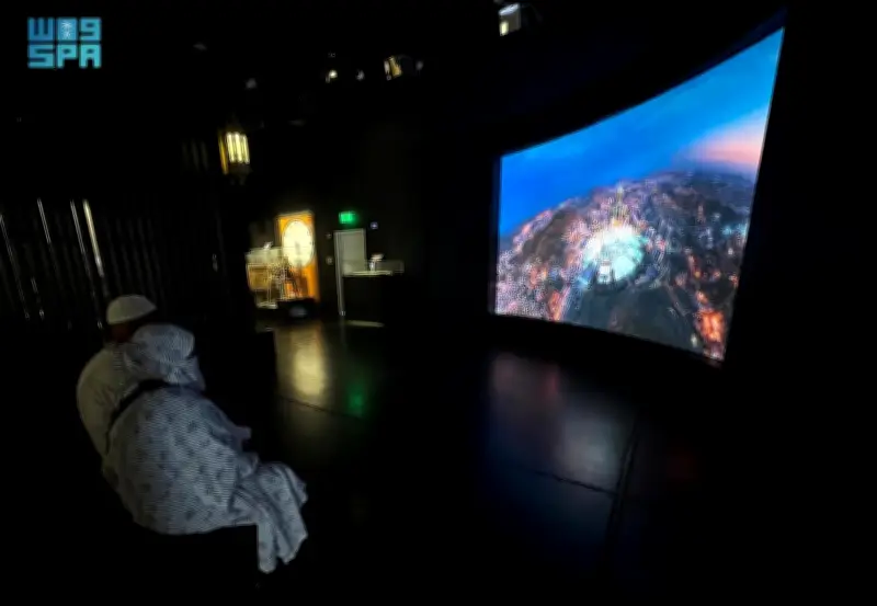 الإرشاد السياحي في مكة المكرمة: تجربة معرفية وروحية متكاملة