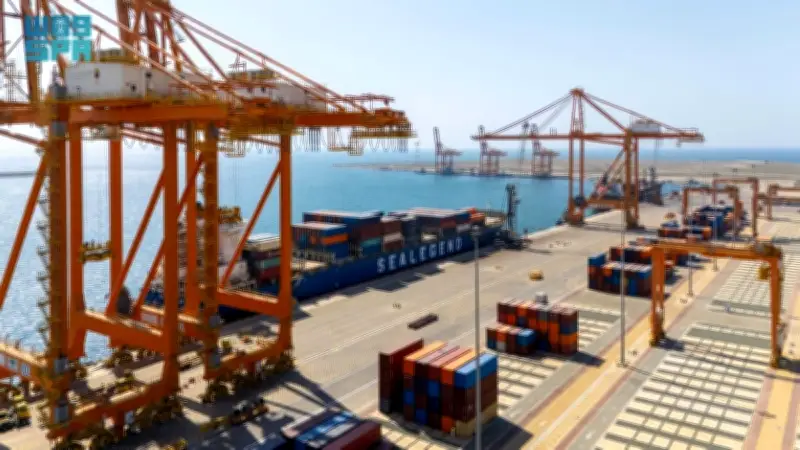 موانئ السعودية تسمح بالإفراج عن البضائع قبل سداد رسوم التخزين