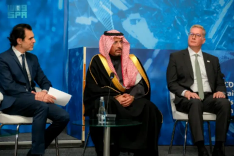 الخريف يدعو لتعزيز التعاون الدولي لتطوير سلاسل إمداد المعادن الحرجة