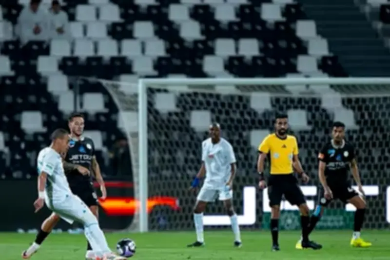 الشباب يتعادل مع الفتح بهدف لكل فريق في دوري روشن