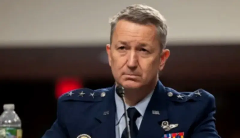 رئيس الأركان الأمريكية يؤكد جاهزية بلاده للردع وخوض الحروب اللازمة