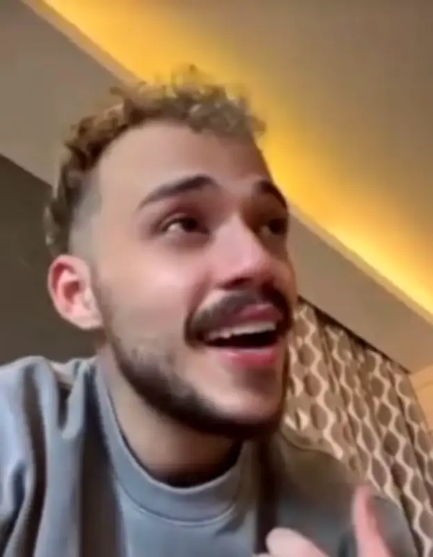 السيلاوي يرد على والده بعد التبرؤ: لم يرشدني بالشكل الكافي