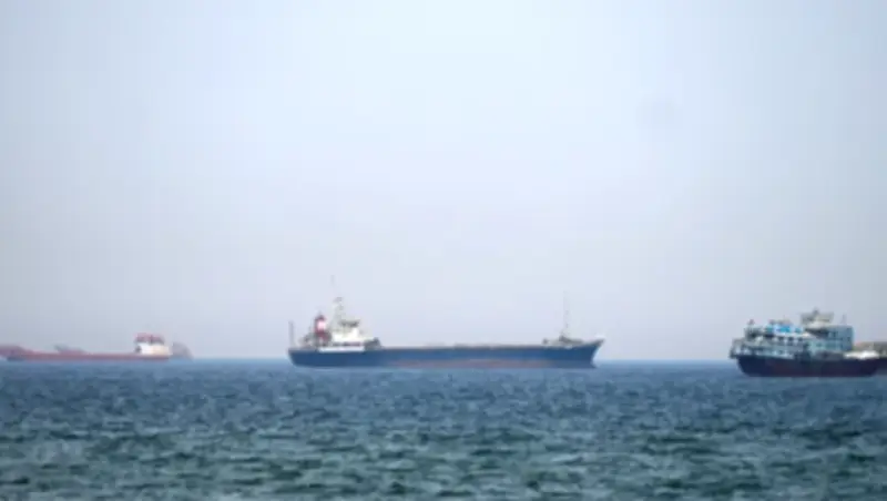 واشنطن تسعى لتشكيل تحالف دولي لإعادة فتح مضيق هرمز