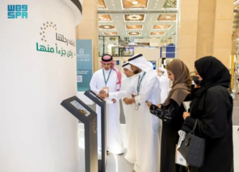 منتدى العمرة والزيارة يناقش تعزيز الربط الدولي وتسهيل رحلات المعتمرين