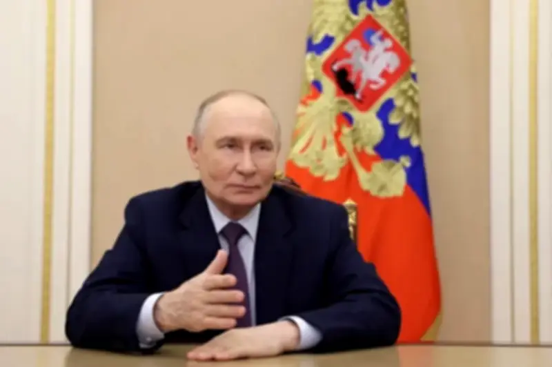 روسيا تعلن السيطرة الكاملة على لوغانسك وأوروبا تحذر من أسطول الظل