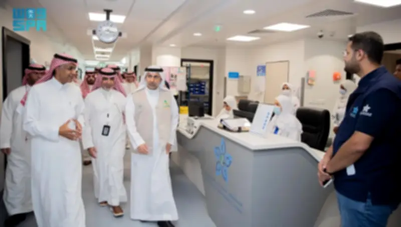 وزير الصحة السعودي يتفقد مستشفيات جدة لمراقبة جودة الخدمات الصحية