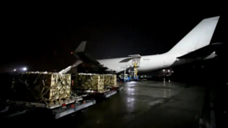 ترامب يلوح بوقف تسليح أوكرانيا ويصف الناتو بالنمر من ورق للضغط بشأن هرمز