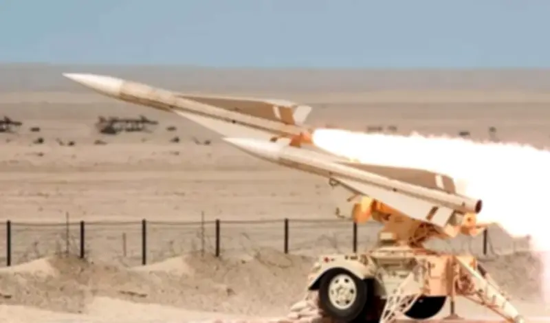 الكويت تعلن تصدي دفاعاتها الجوية لهجمات صاروخية وطائرات مسيرة معادية