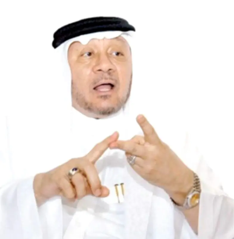 عبدالعزيز عبدالعال رئيس النادي الأهلي السابق يدخل مستشفى الملك فيصل التخصصي