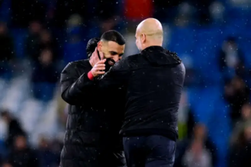 غوارديولا يصف محمد صلاح بـ"الأسطورة" ويؤكد أن وقت وداعه في إنجلترا قد حان