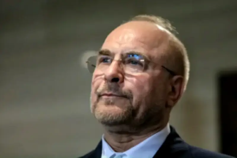 إيران تهدد بتحويل هرمز إلى منطقة عسكرية وتلمح لهجمات على باب المندب