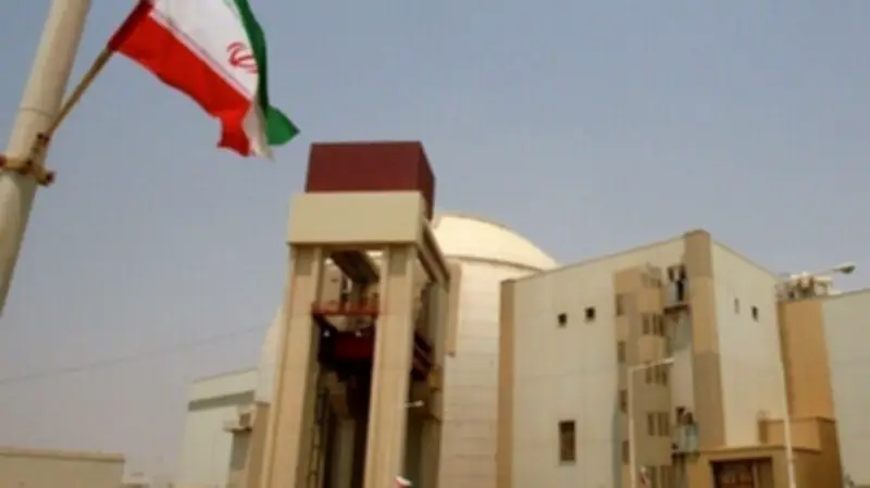 إيران تكشف عن تفاصيل الهجوم على محطة بوشهر النووية واستشهاد موظف في قصف أمريكي-إسرائيلي