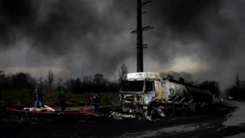 تصاعد الغارات الإسرائيلية الأمريكية: استهداف بوشهر النووية وقواعد عسكرية إيرانية حيوية