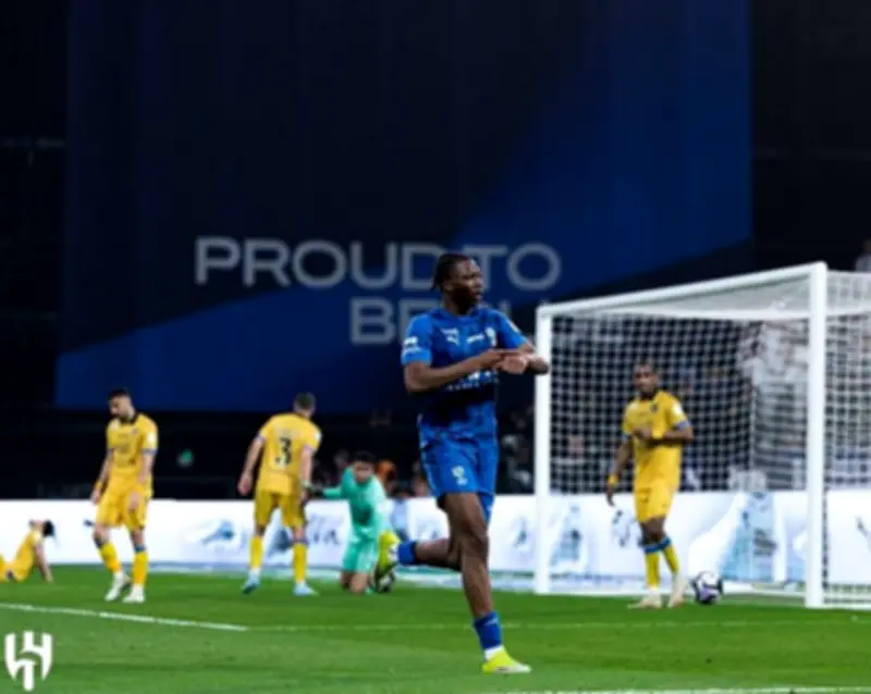 تعادل مثير بين الهلال والتعاون في دوري روشن السعودي للمحترفين