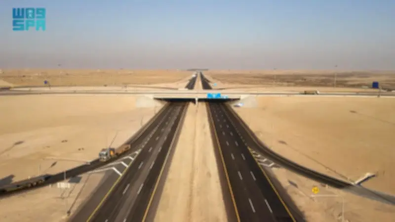 شبكة الطرق السعودية تُعزز الربط اللوجستي والتنقل مع دول مجلس التعاون الخليجي