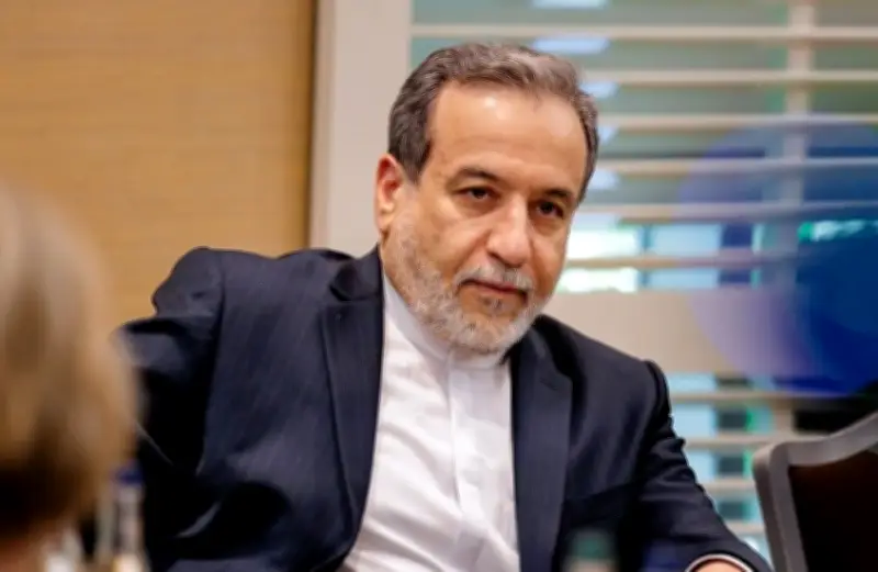 عراقجي يتهم واشنطن بـ"جرائم حرب" بعد تهديدات ترامب بضرب منشآت الطاقة الإيرانية