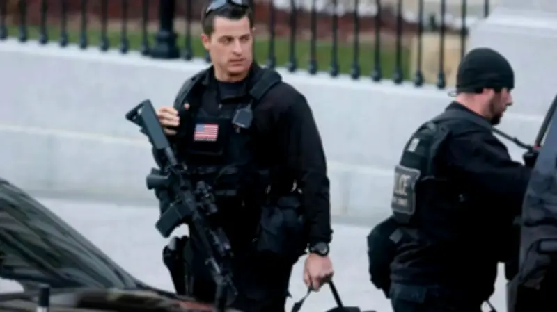 الخدمة السرية الأمريكية تتحقق من إطلاق نار قرب البيت الأبيض وتشدد الحراسة