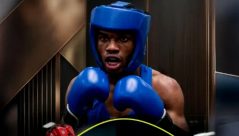 نيف الغزواني يحقق إنجازاً تاريخياً كأول ملاكم سعودي يتأهل لأولمبياد داكار للشباب