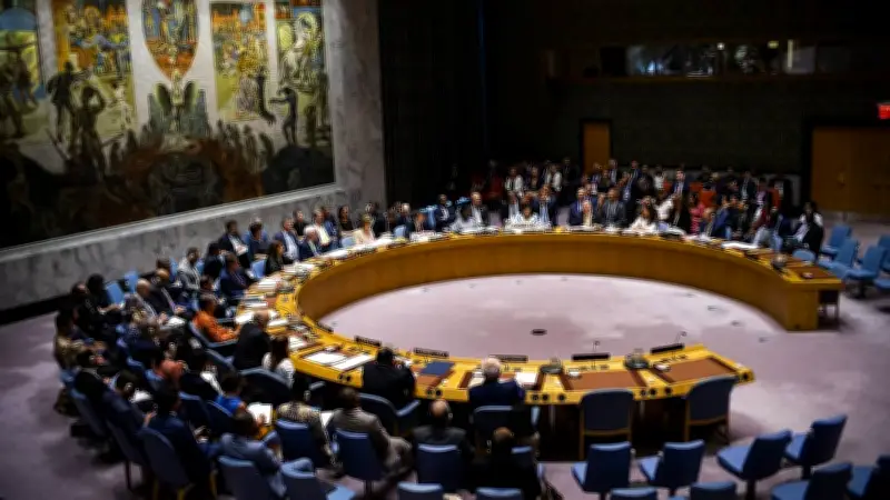 وزير الخارجية السعودي يلتقي نظيره الإيراني في بكين لبحث تعزيز العلاقات الثنائية