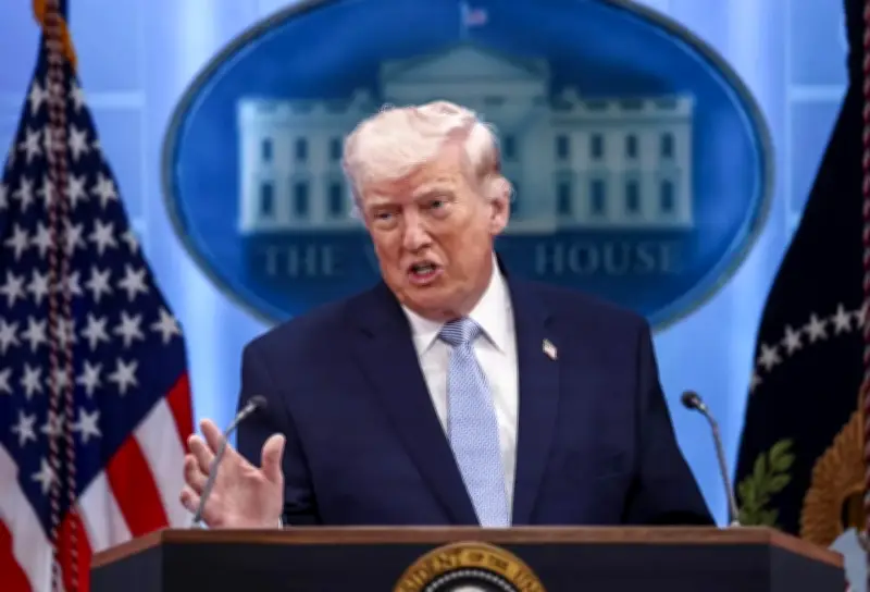 البيت الأبيض يرفض التلميحات النووية تجاه إيران ويؤكد: لا نية لاستخدام الأسلحة الذرية