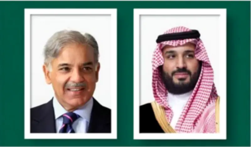 ولي العهد يتلقى اتصالاً من رئيس وزراء باكستان يدين الاعتداءات الإيرانية على المملكة