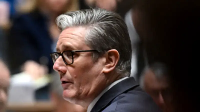 ستارمر يبدأ جولة خليجية من السعودية بحثاً عن حل دائم للصراع مع إيران