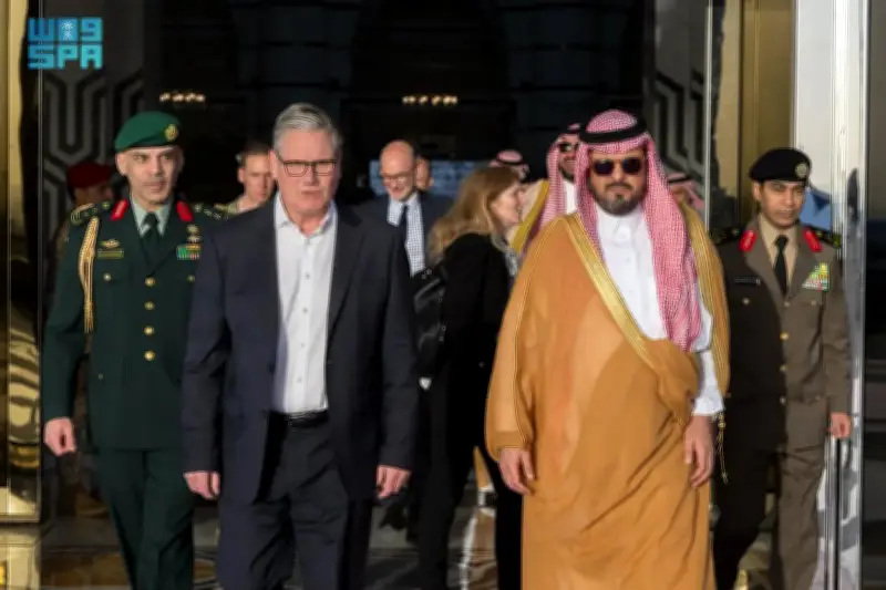 وزير الصحة السعودي يعلن عن إطلاق برنامج وطني شامل للصحة النفسية