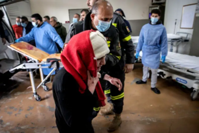 بيروت تحت النار: الحكومة اللبنانية تواجه تداعيات الغارات الإسرائيلية المتصاعدة