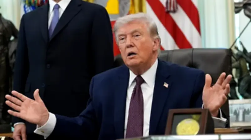 ترامب يشعل حرباً إعلامية داخل معسكره: هجوم على كيلي وكارلسون بسبب إيران واتهامات لنتنياهو بالتلاعب