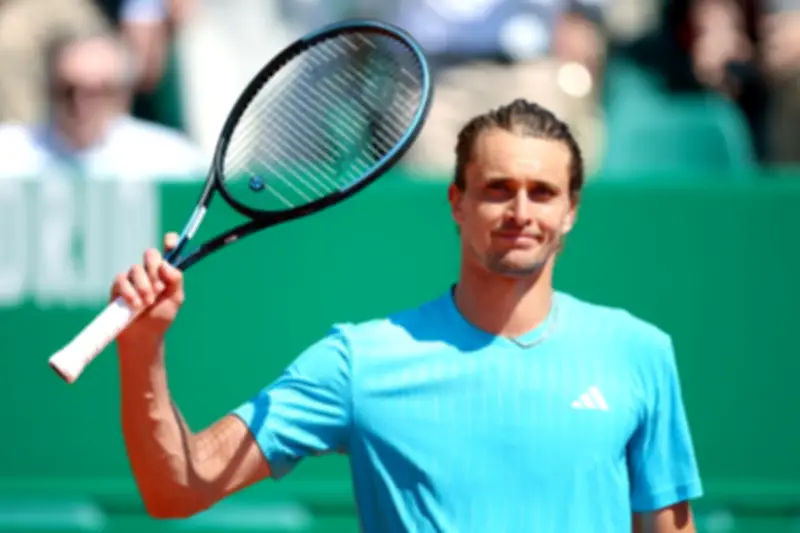 زفيريف يتأهل لنصف نهائي مونتي كارلو بعد مباراة ماراثونية ضد فونسيكا