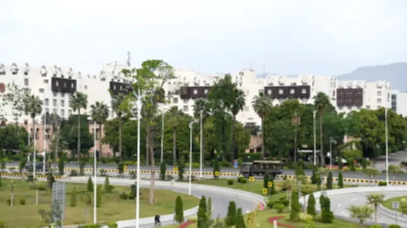 بدء محادثات أمريكية إيرانية في إسلام آباد تحت وساطة باكستانية لإنهاء الحرب