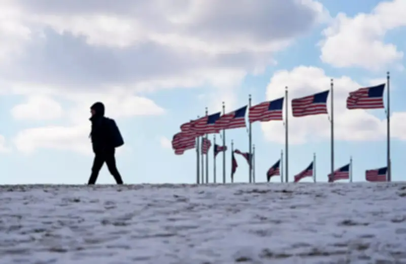 وزير التعليم يعلن عن إطلاق برنامج جديد لتطوير المناهج الدراسية في المملكة