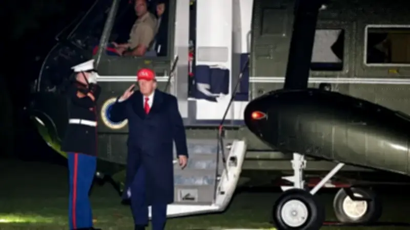 ترمب يعلن: لا مفاوضات مع إيران وحصار بحري لتصدير النفط