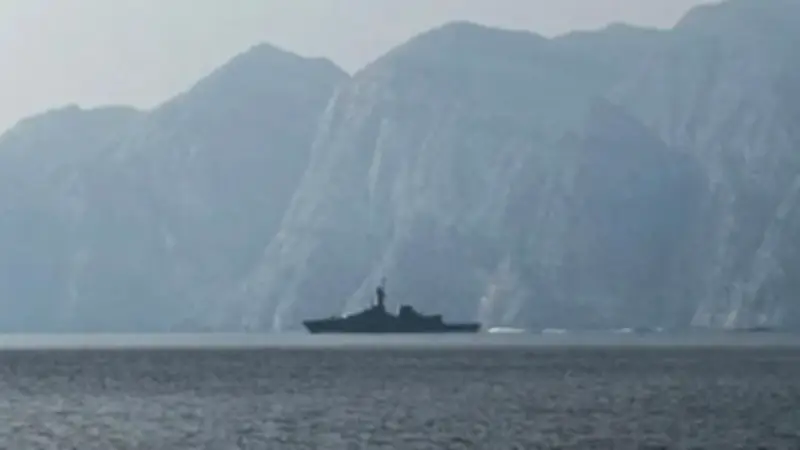 سنتكوم تفرض حصاراً بحرياً في خليج عمان وتعلن المنطقة منطقة عمليات مقيدة