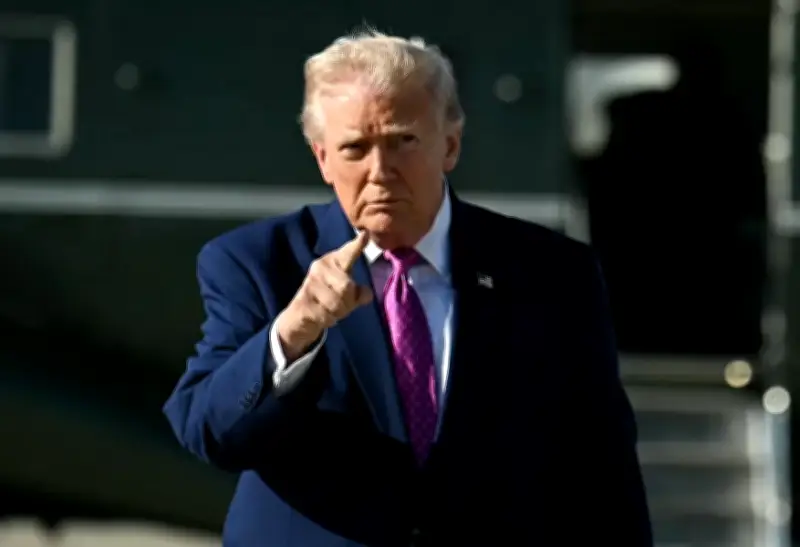 بعد تفعيل الحصار.. ترمب يهدد بتدمير القوارب الإيرانية بطريقة وحشية