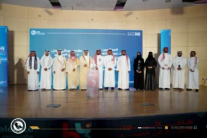 وزير التعليم يعلن عن إطلاق برنامج جديد لدعم الطلاب الموهوبين في المدارس الحكومية