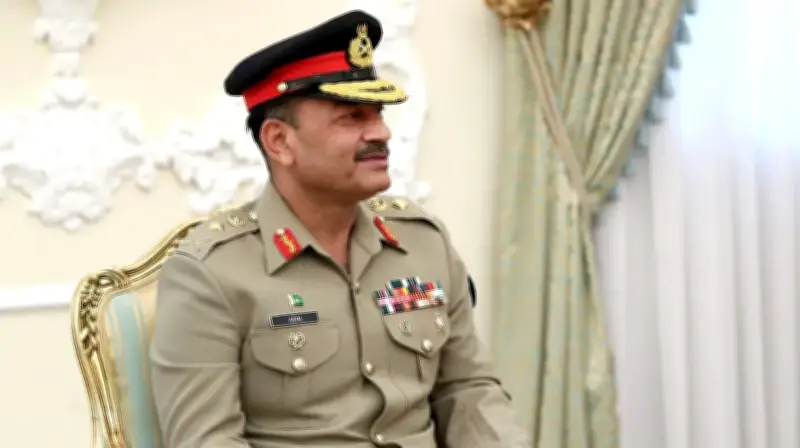 وزير الخارجية السعودي يلتقي نظيره الإيراني في طهران لتعزيز العلاقات الثنائية