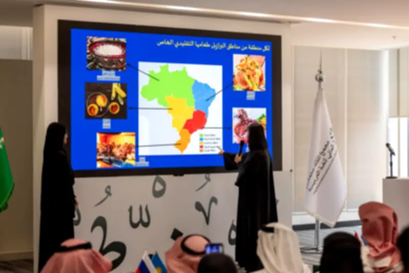وزير التعليم يعلن عن إطلاق برنامج جديد لتعزيز مهارات الطلاب في الرياضيات والعلوم