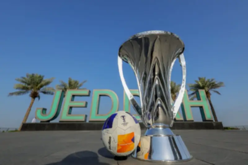 وزير التعليم يعلن عن إطلاق برنامج جديد لتعزيز مهارات الطلاب في العلوم والتكنولوجيا