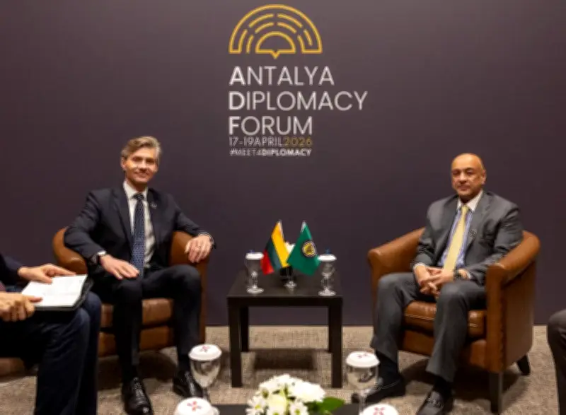 أمين مجلس التعاون يبحث مع وزير خارجية ليتوانيا إدانة الاعتداءات الإيرانية وتعزيز الشراكة الخليجية الأوروبية