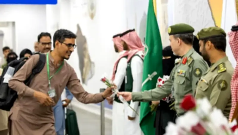 وصول أولى رحلات مبادرة "طريق مكة" من باكستان إلى المدينة المنورة في موسم الحج الجديد