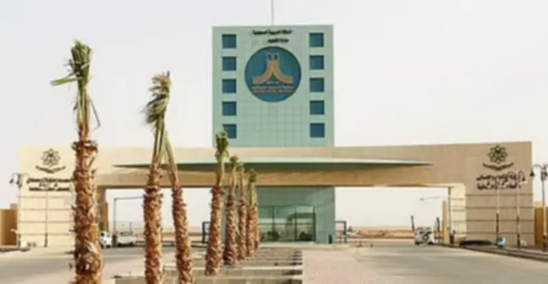 وزير التعليم يعلن عن إطلاق برنامج جديد لتعزيز التميز الأكاديمي في الجامعات السعودية