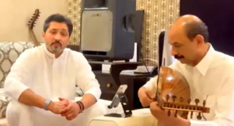 لقاء فني استثنائي يجمع عبادي الجوهر وفهد الكبيسي في جلسة غنائية خليجية مميزة