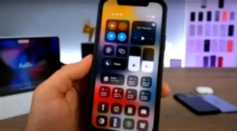 تحديث أمني عاجل من آبل لمواجهة هجوم DarkSword الخطير على أجهزة iOS 18