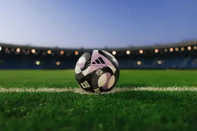 الجولة 30 من دوري روشن: صراعات حاسمة على اللقب والبقاء